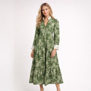 TUCKERNUCK 100% Cotton Green Floral Tiered Midi Dress V Neck Size Small EUC